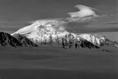 Mt-Vancouver-Standing-Wave